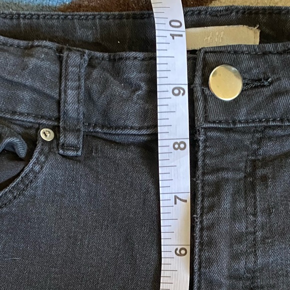 H&M Mid Rise Black Skinny Jeans Size 8 - Picture 7 of 7